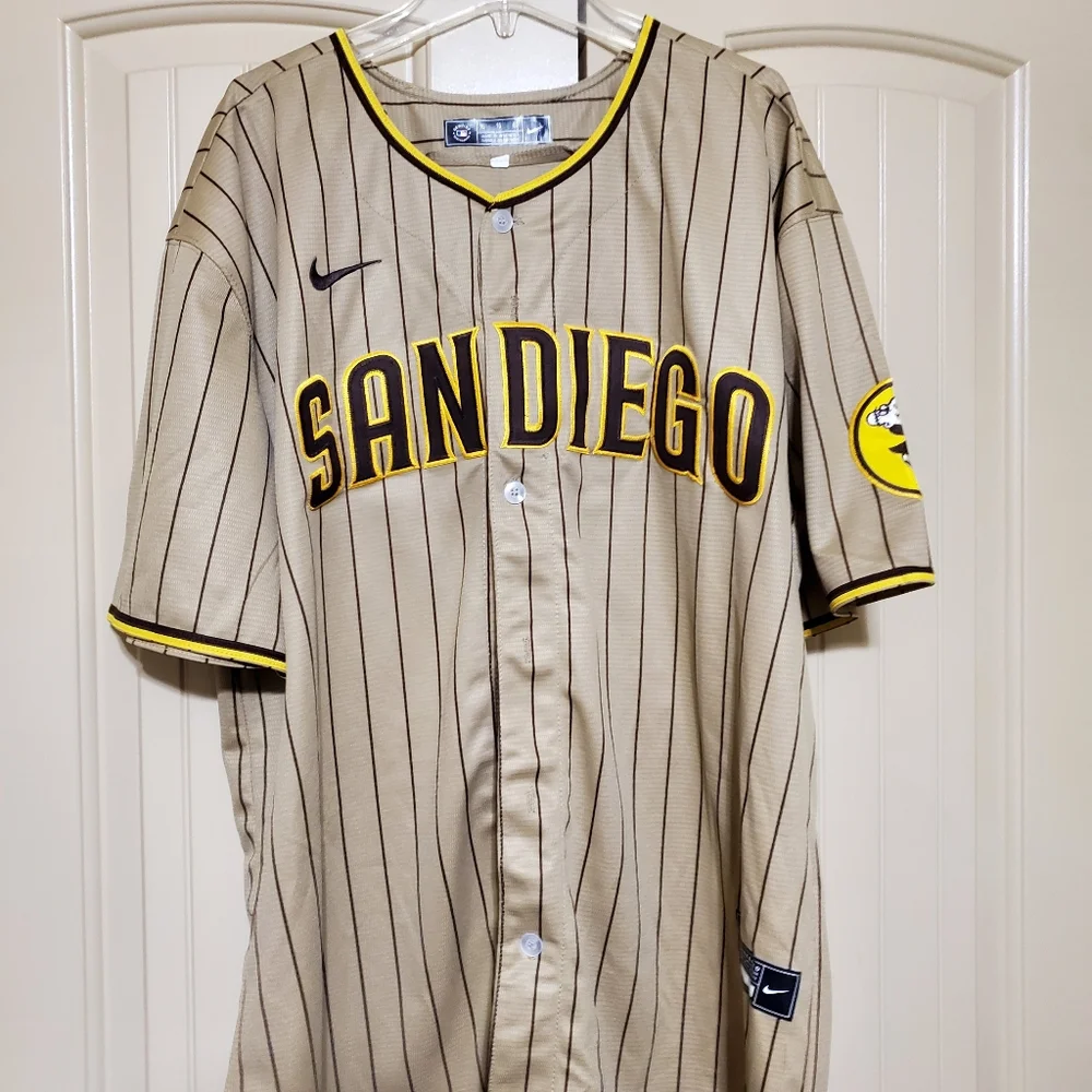 San Diego Padres Fernando Tatis Jr Jersey - Picture 1 of 5